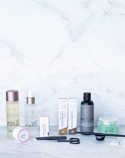Online Training Browstyling - Mapping und Waxing + Starterkit (verschiedene Sprachen)